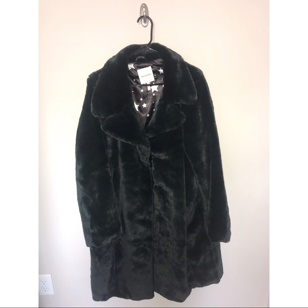 NWOT Lulu's Dark Forest Green Faux Fur Coat